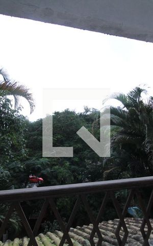 Casa à venda com 240m², 4 quartos e 4 vagasVista - Quarto 3