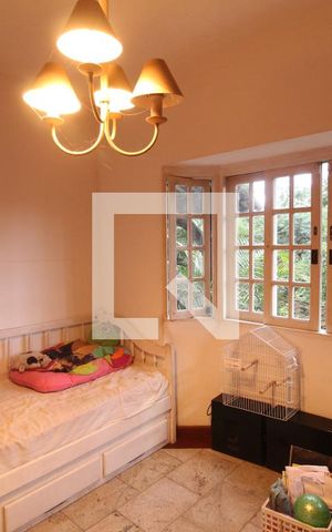 Casa à venda com 240m², 4 quartos e 4 vagasQuarto 1