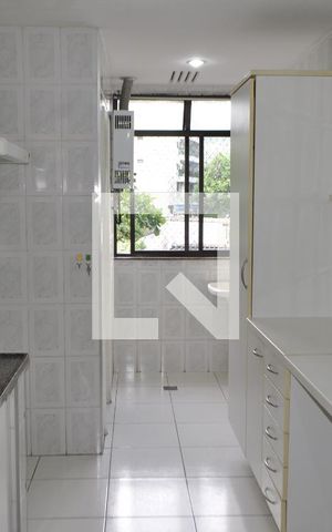 Apartamento à venda com 98m², 3 quartos e 1 vagaCozinha - Armários