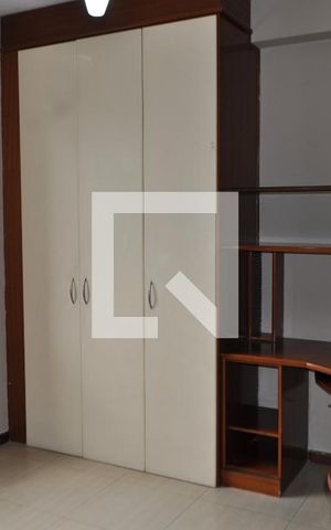 Apartamento à venda com 98m², 3 quartos e 1 vagaQuarto 2 - Armários