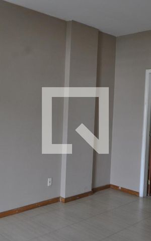 Apartamento à venda com 98m², 3 quartos e 1 vagaQuarto 2 - Armários