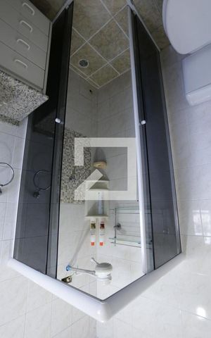 Casa de condomínio à venda com 100m², 3 quartos e 2 vagasBanheiro