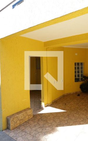 Casa de condomínio à venda com 100m², 3 quartos e 2 vagasGaragem