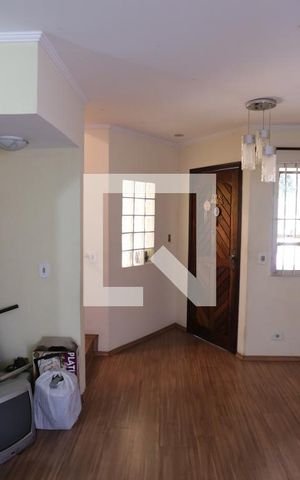 Casa de condomínio à venda com 100m², 3 quartos e 2 vagasSala