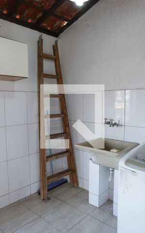 Casa de condomínio à venda com 100m², 3 quartos e 2 vagasÁrea de Serviço