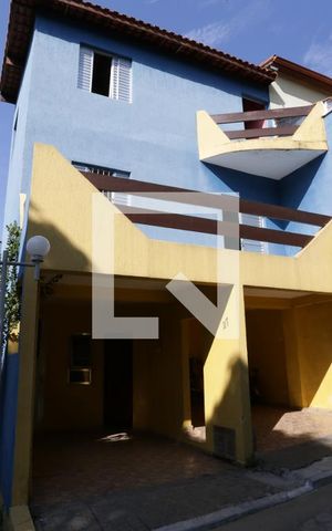 Casa de condomínio à venda com 100m², 3 quartos e 2 vagasFachada