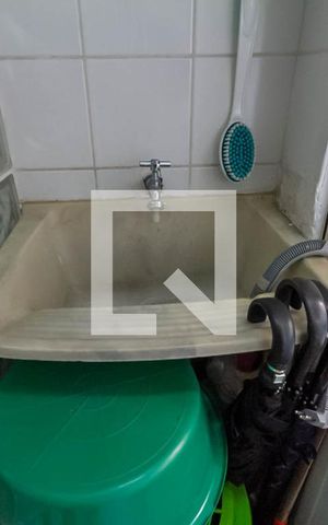 Apartamento à venda com 57m², 2 quartos e 1 vaga Apartamento à venda com 57m², 2 quartos e 1 vagaCozinha e Área de Serviço