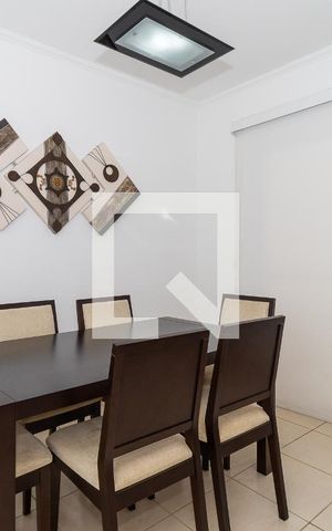 Casa de condomínio à venda com 150m², 4 quartos e 6 vagasSala de Jantar