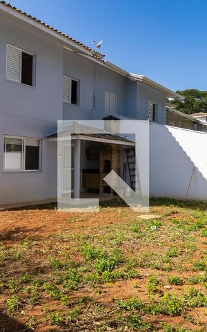 Casa de condomínio à venda com 150m², 4 quartos e 6 vagasÁrea Externa