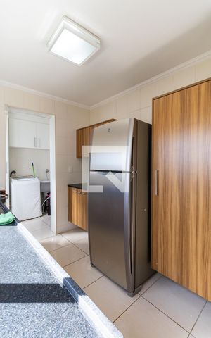 Casa de condomínio à venda com 150m², 4 quartos e 6 vagasCozinha
