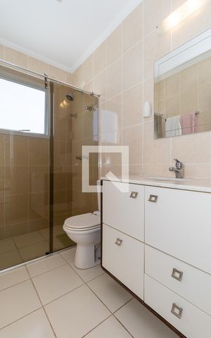 Casa de condomínio à venda com 150m², 4 quartos e 6 vagasBanheiro da Suíte