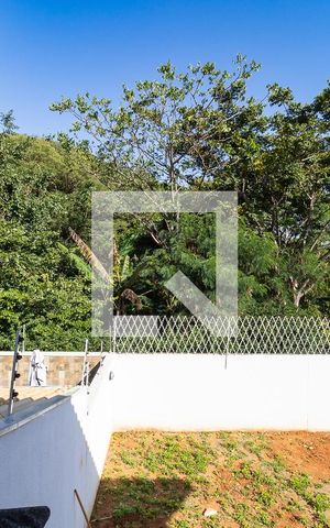 Casa de condomínio à venda com 150m², 4 quartos e 6 vagasVista do Quarto 1
