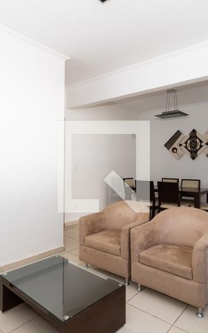 Casa de condomínio à venda com 150m², 4 quartos e 6 vagasSala de Estar