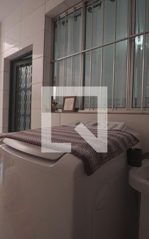 Casa para alugar com 135m², 2 quartos e 1 vagaÁrea de Serviço