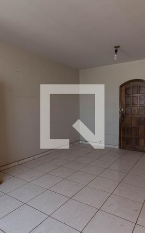 Apartamento à venda com 140m², 3 quartos e sem vaga Apartamento à venda com 140m², 3 quartos e sem vagaSala
