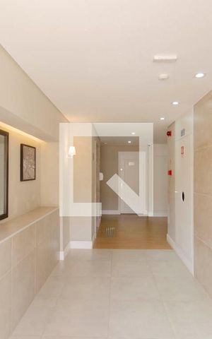 Apartamento à venda com 42m², 2 quartos e sem vaga Apartamento à venda com 42m², 2 quartos e sem vagaÁrea Comum - Hall de Entrada