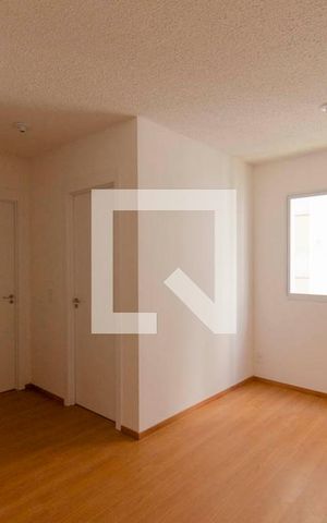 Apartamento à venda com 42m², 2 quartos e sem vaga Apartamento à venda com 42m², 2 quartos e sem vagaSala