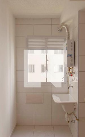Apartamento à venda com 42m², 2 quartos e sem vaga Apartamento à venda com 42m², 2 quartos e sem vagaÁrea de Serviço