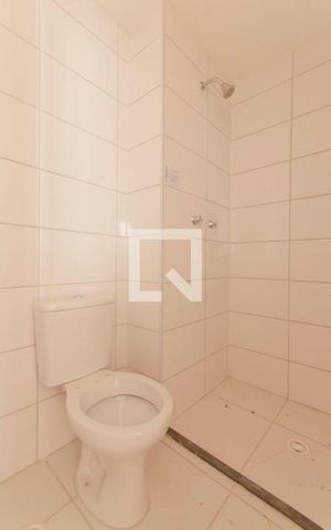 Apartamento à venda com 42m², 2 quartos e sem vaga Apartamento à venda com 42m², 2 quartos e sem vagaBanheiro