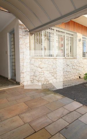 Casa à venda com 190m², 3 quartos e 3 vagasGaragem