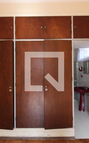 Casa à venda com 190m², 3 quartos e 3 vagasQuarto 3 - Suíte