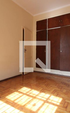 Casa à venda com 190m², 3 quartos e 3 vagasQuarto 3 - Suíte