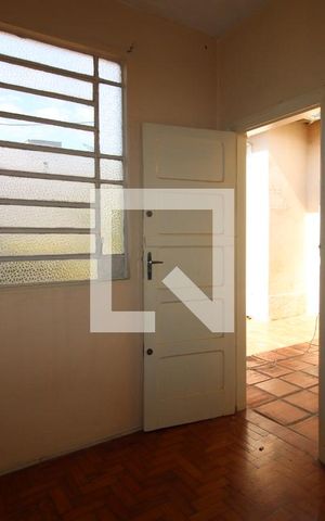 Casa à venda com 190m², 3 quartos e 3 vagasEdícula - Quarto 3