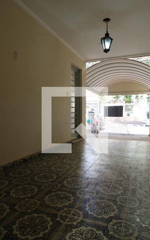 Casa à venda com 190m², 3 quartos e 3 vagasGaragem