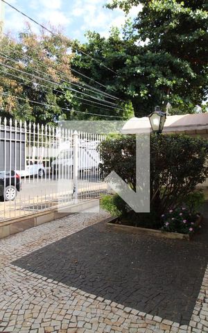 Casa à venda com 190m², 3 quartos e 3 vagasGaragem