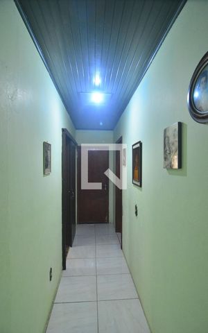 Casa à venda com 151m², 2 quartos e 2 vagasCorredor