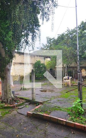 Casa à venda com 151m², 2 quartos e 2 vagasPátio