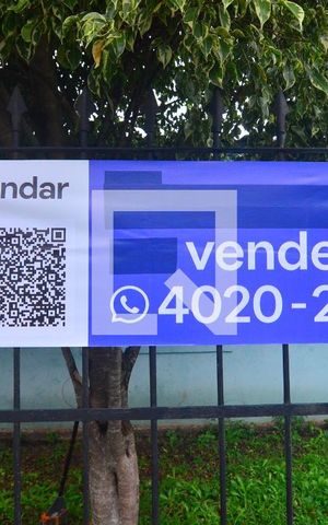 Casa à venda com 151m², 2 quartos e 2 vagasInstalação da plaquinha