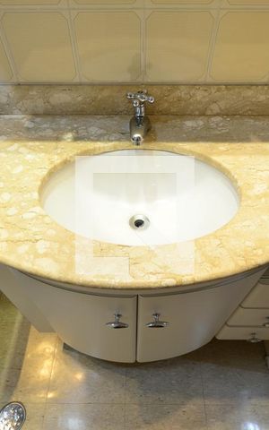 Apartamento à venda com 56m², 2 quartos e 1 vagaBanheiro Social