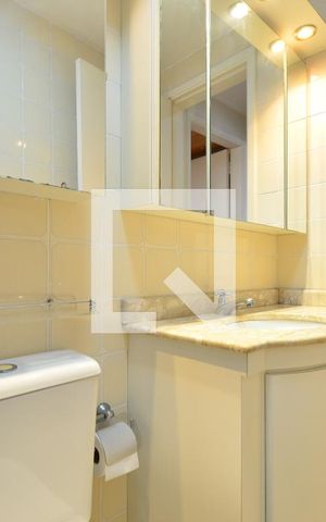Apartamento à venda com 56m², 2 quartos e 1 vagaBanheiro Social