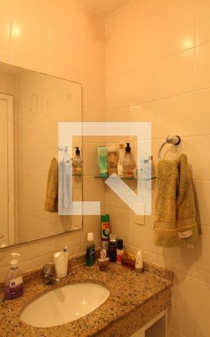 Casa à venda com 90m², 3 quartos e 1 vagaBanheiro - Suíte 2
