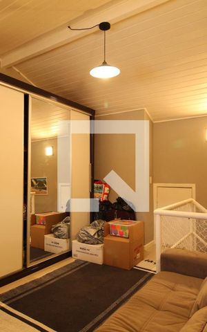 Casa à venda com 90m², 3 quartos e 1 vagaSotão
