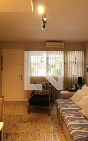 Casa à venda com 90m², 3 quartos e 1 vagaSala