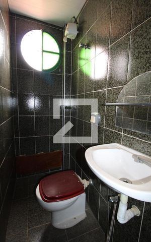 Casa à venda com 213m², 4 quartos e 3 vagasSauna (2º pavimento)