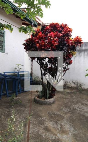 Casa à venda com 213m², 4 quartos e 3 vagasQuintal e garagem