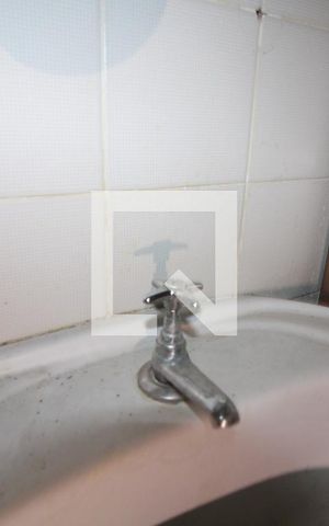 Casa à venda com 213m², 4 quartos e 3 vagasBanheiro social (térreo)