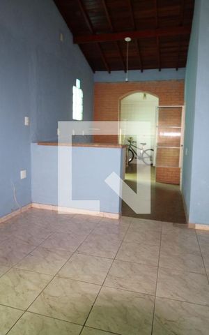 Casa à venda com 213m², 4 quartos e 3 vagasSala