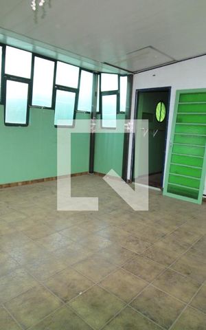 Casa à venda com 213m², 4 quartos e 3 vagasSalão (2º pavimento)
