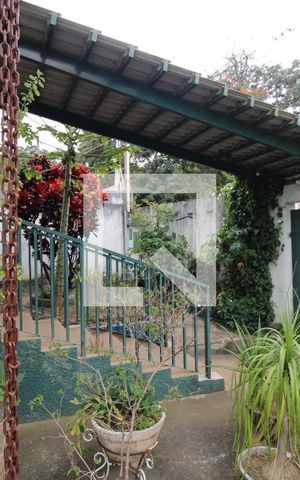 Casa à venda com 213m², 4 quartos e 3 vagasQuintal e garagem