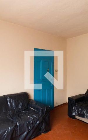 Casa à venda com 250m², 2 quartos e 1 vagaSala