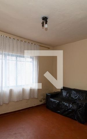 Casa à venda com 250m², 2 quartos e 1 vagaSala