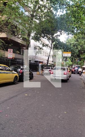 Apartamento para alugar com 191m², 3 quartos e 2 vagas Apartamento para alugar com 191m², 3 quartos e 2 vagasVista da Rua