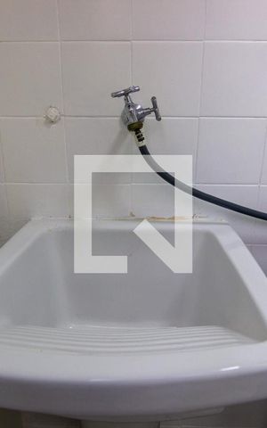 Apartamento à venda com 72m², 2 quartos e 1 vaga Apartamento à venda com 72m², 2 quartos e 1 vagaÁrea de Serviço