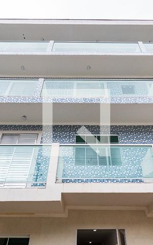 Studio para alugar com 18m², 1 quarto e sem vaga Studio para alugar com 18m², 1 quarto e sem vagaEntrada