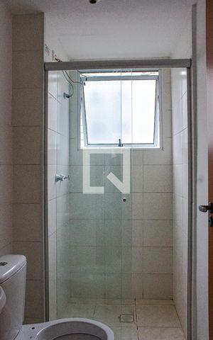 Apartamento à venda com 46m², 2 quartos e 1 vaga Apartamento à venda com 46m², 2 quartos e 1 vagaBanheiro