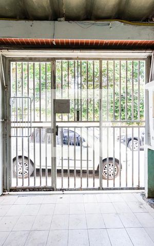 Casa à venda com 160m², 3 quartos e 1 vaga Casa à venda com 160m², 3 quartos e 1 vagaGaragem